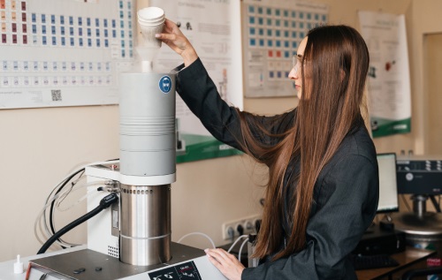 Изображение на обложке